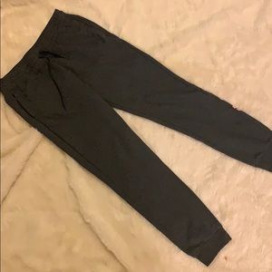 Cute Adidas workout sweats with pockets!